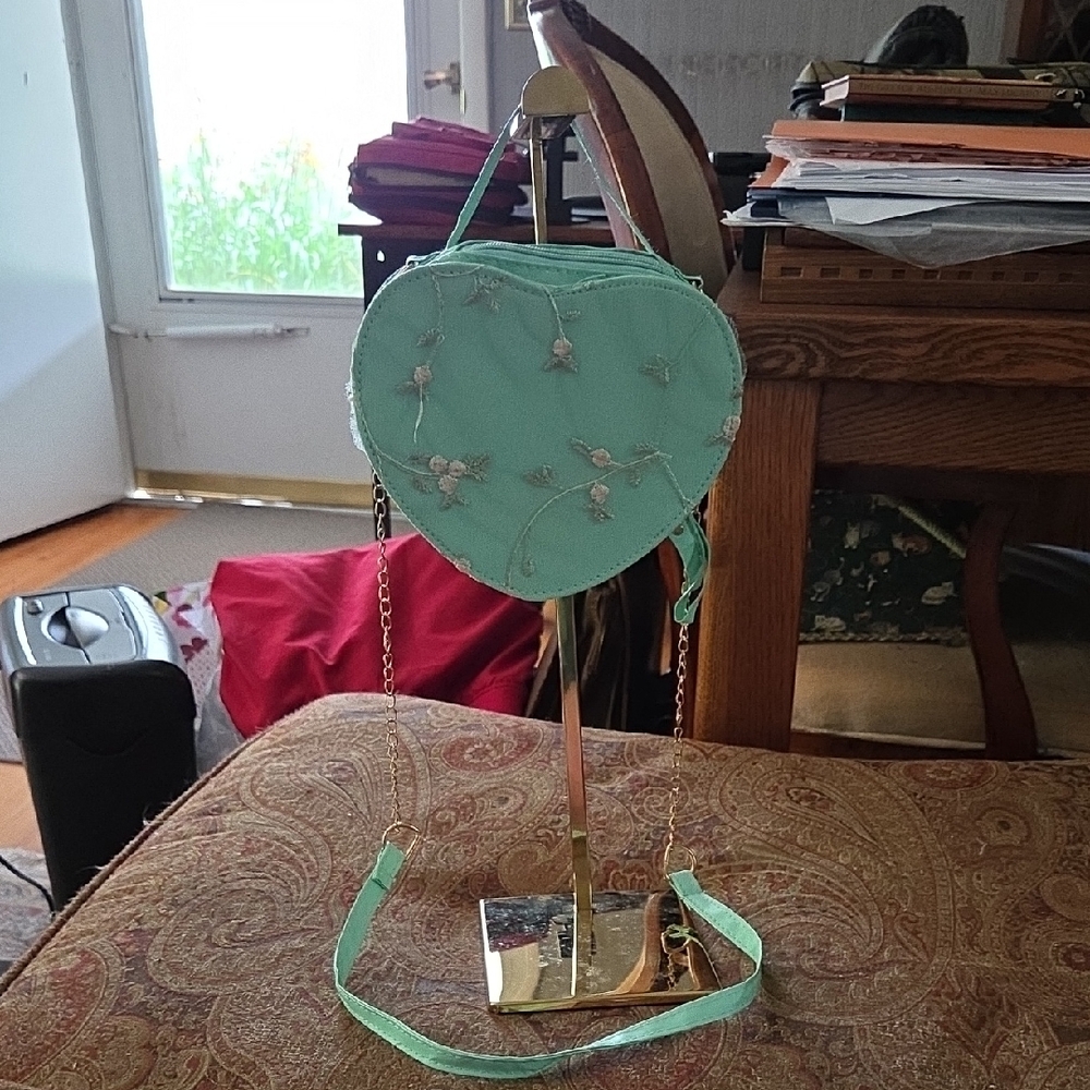 NWOT Vinyl Mint Green Heart-Shaped Bag with Pink Floral Embroidery & Chain Strap